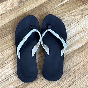 Reef sandals